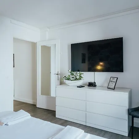Fuer 4 Personen Ca 82 Qm In Empuriabrava, Costa Brava Golf De Roses *