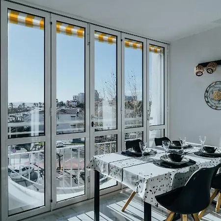 Fuer 4 Personen Ca 82 Qm In Empuriabrava, Costa Brava Golf De Roses Apartment